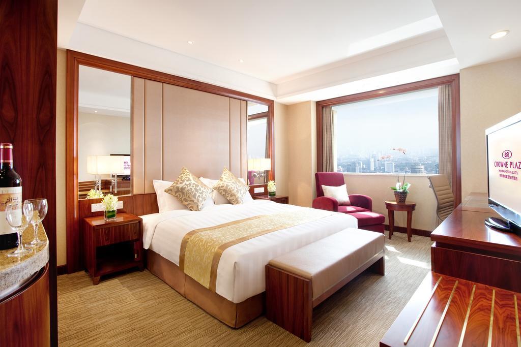 Crowne Plaza Nanjing Hotels & Suites Exterior photo